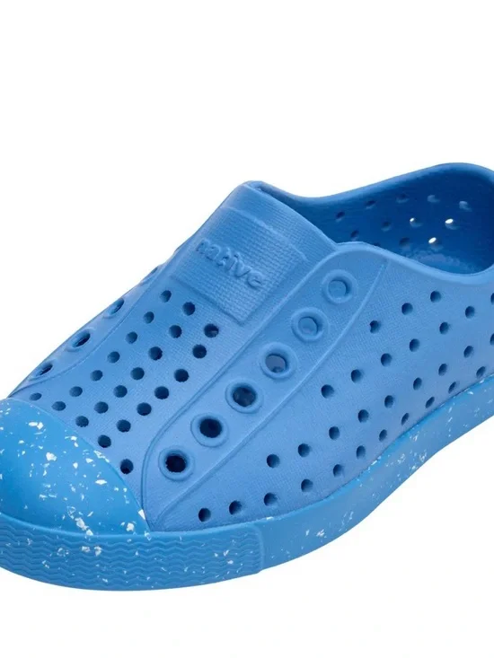 Native Jefferson SlipOn RESTING BLUE/ BRILLIANT BLUE/ SHELL SPECKLES Size J4 - Picture 10 of 10
